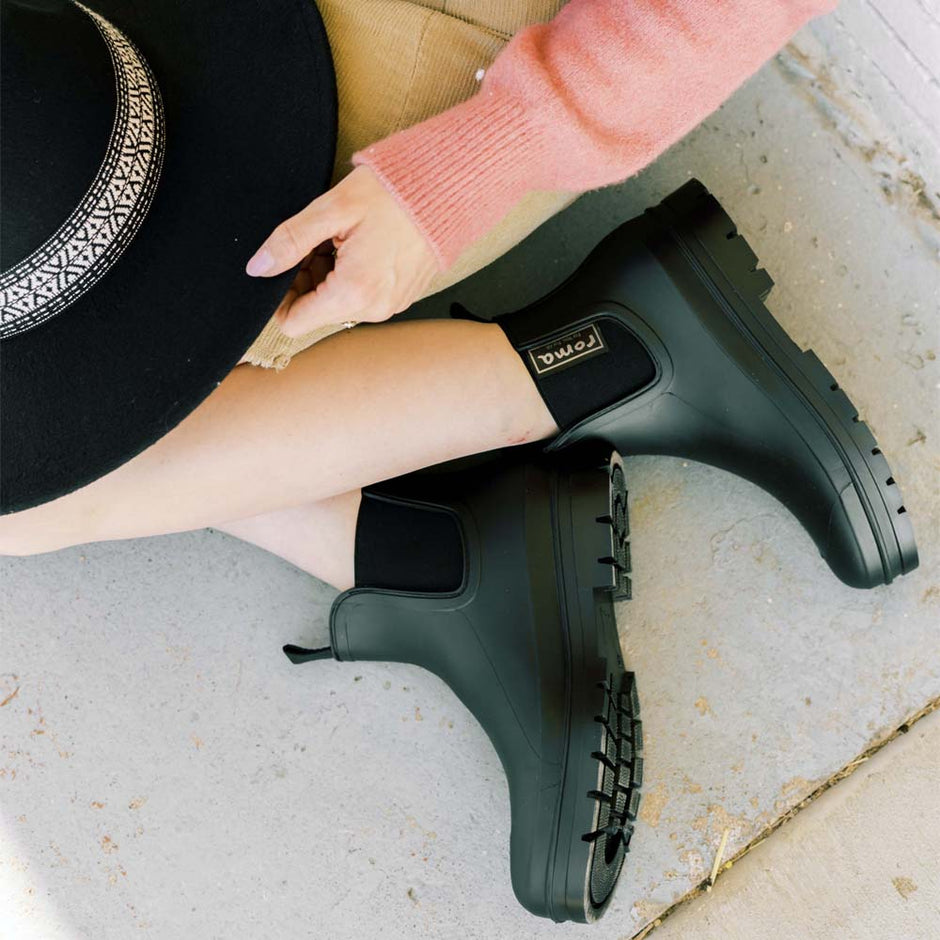 roma rubber boots